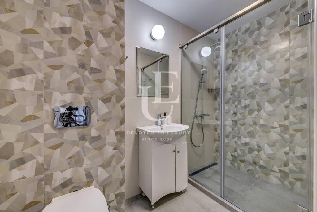 Madrid: A Modern 2-Bedroom Apartment With Parking Sofia Eksteriør bilde
