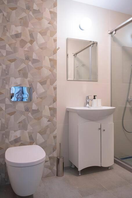 Madrid: A Modern 2-Bedroom Apartment With Parking Sofia Eksteriør bilde